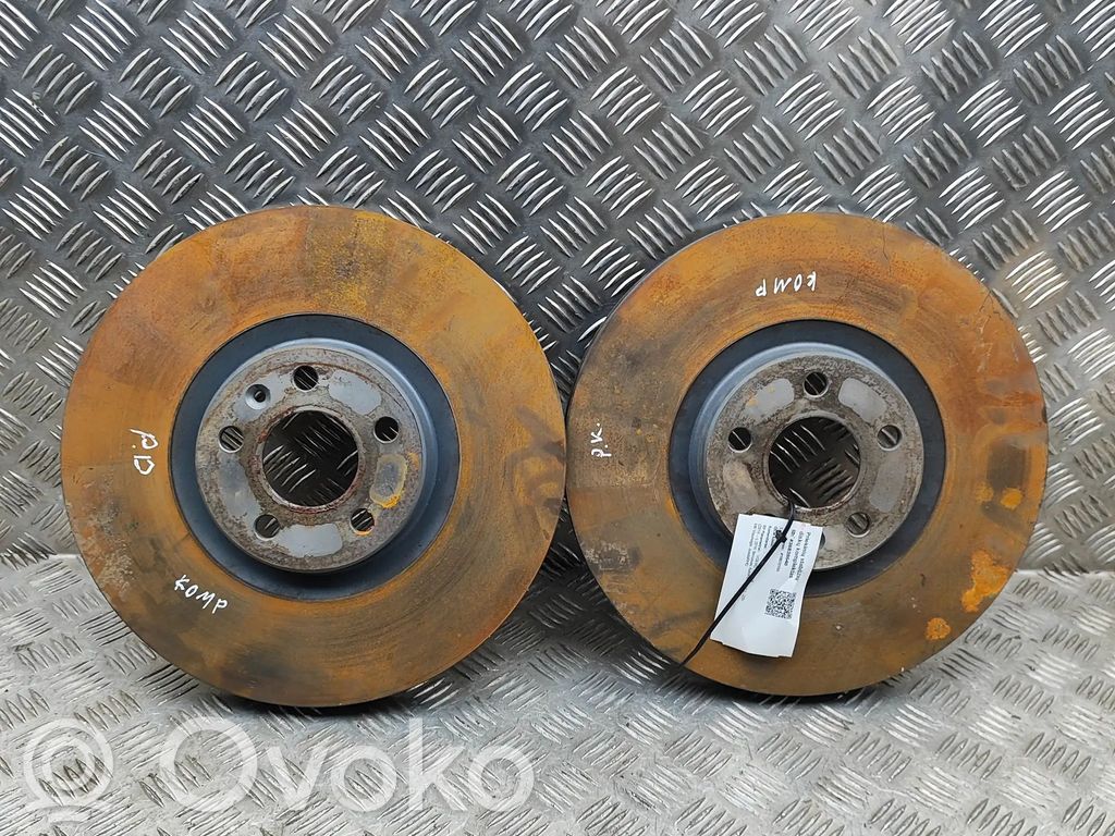 Bremsscheibe vorne   31471752