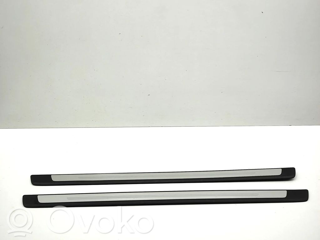 Audi A5 Garniture de protection de seuil intérieur 