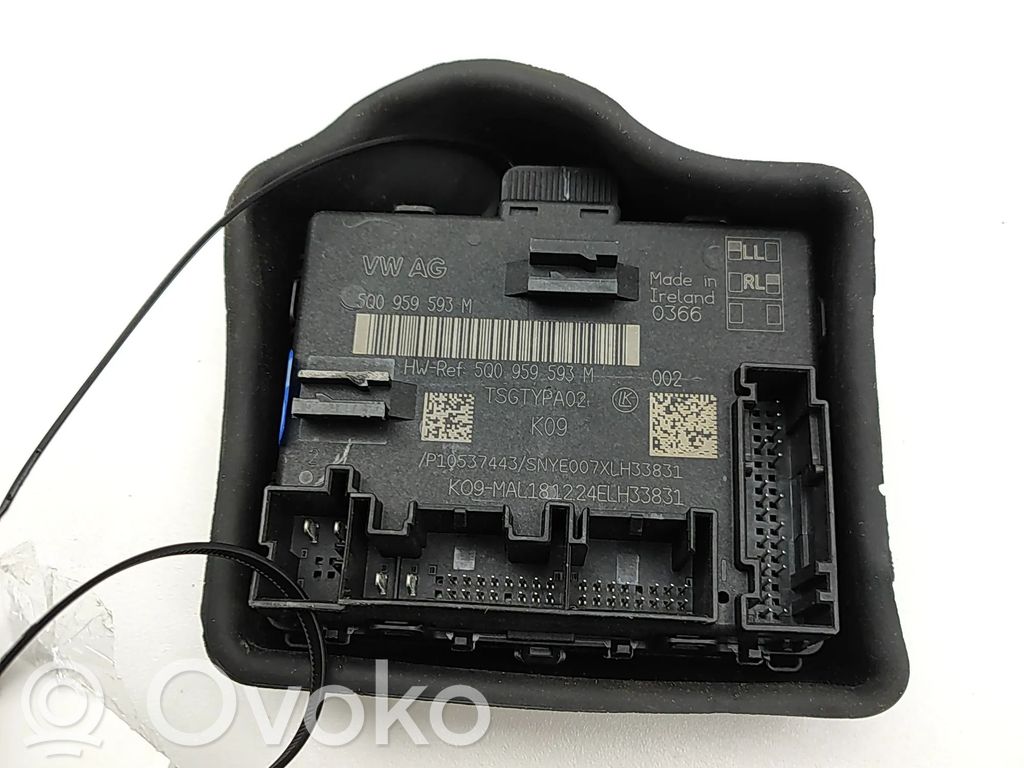 Audi Q3 F3 Unitate/modul comandă uși 