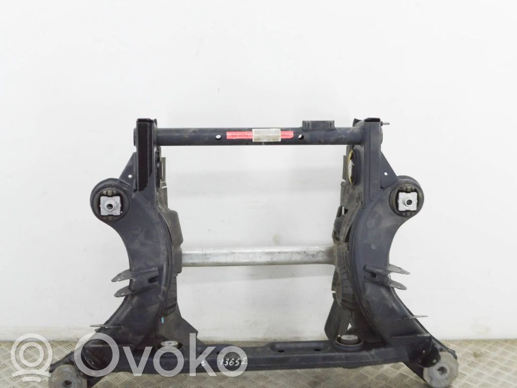 Mercedes-Benz EQC Cadru auxiliar spate 