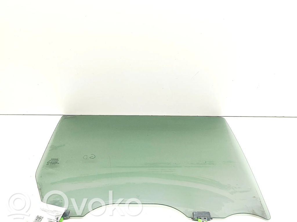 Nissan Navara D23 Vetro del finestrino della portiera posteriore