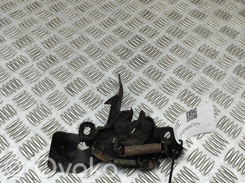 Nissan Navara D23 Serrure de capot