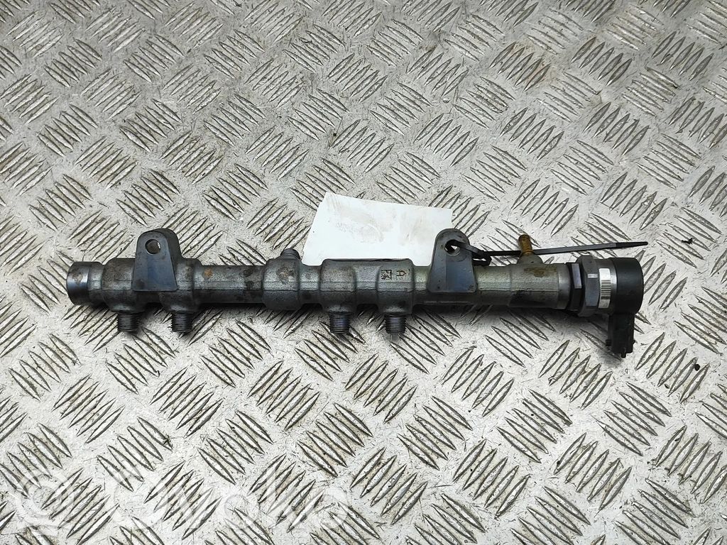Land Rover Range Rover L405 Polttoainepääputki