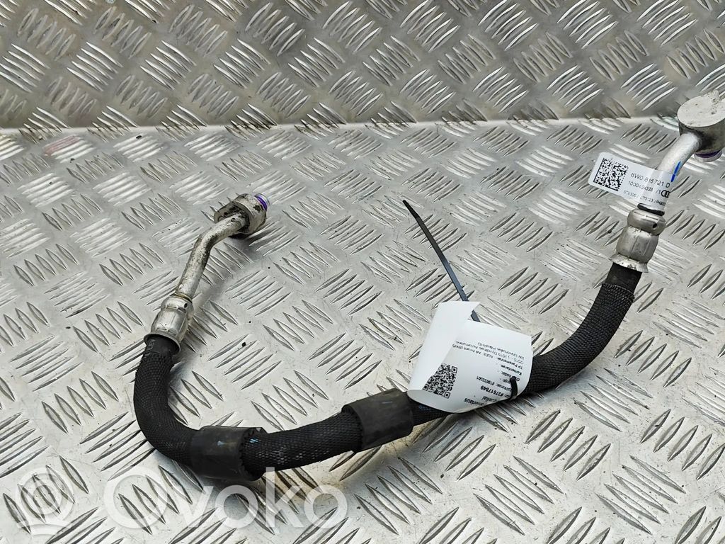 Ilmastointilaitteen putki (A/C)   8W0816721D