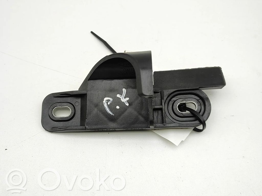 Ford Puma Staffa del pannello di supporto del radiatore 