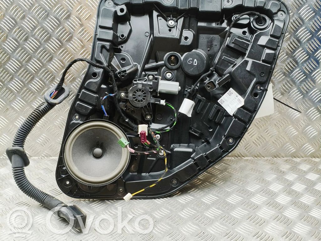 Mercedes-Benz EQA Mechanizm podnoszenia szyby tylnej bez silnika 