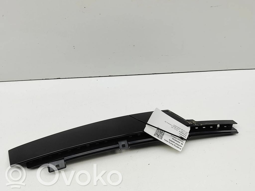 Volvo C40 Front door glass trim molding