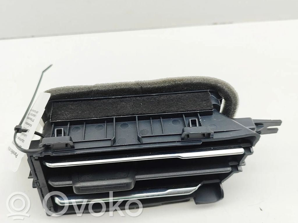 Ford Tourneo Custom Lango oro grotelės 