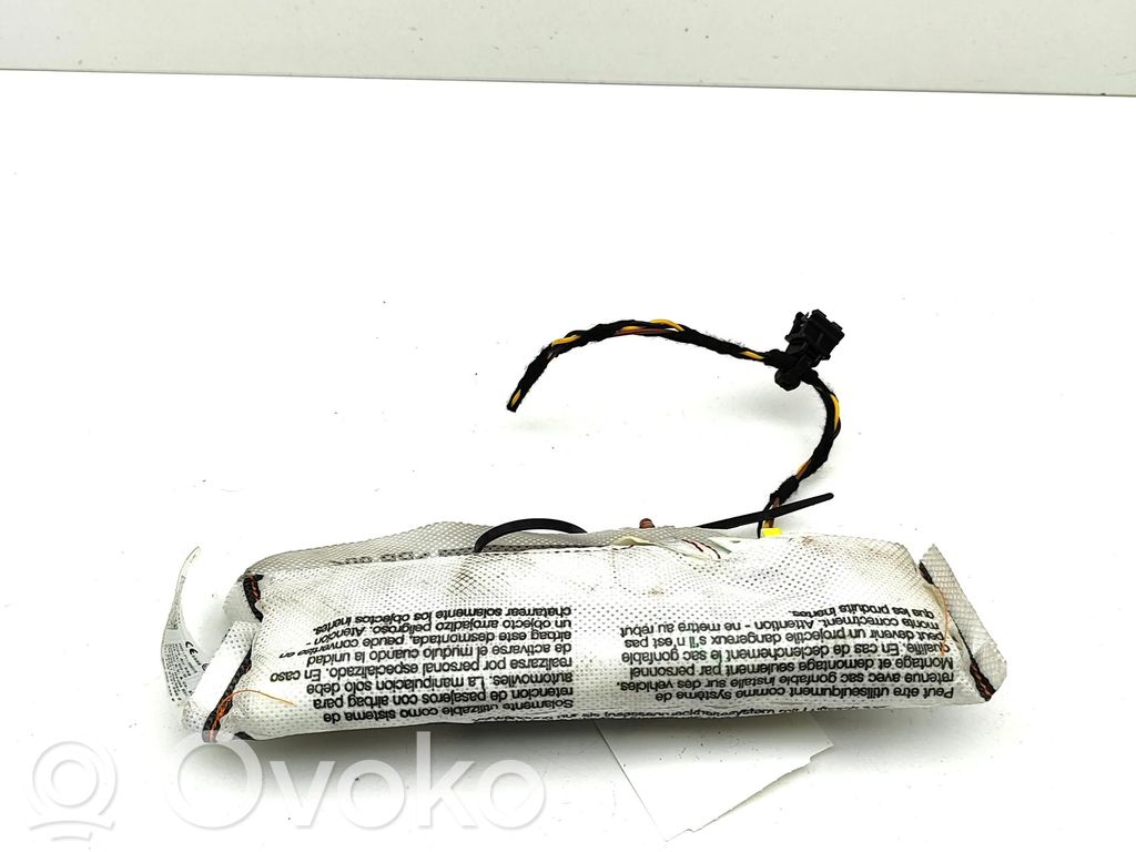 Volkswagen PASSAT B8 Airbag scaun 