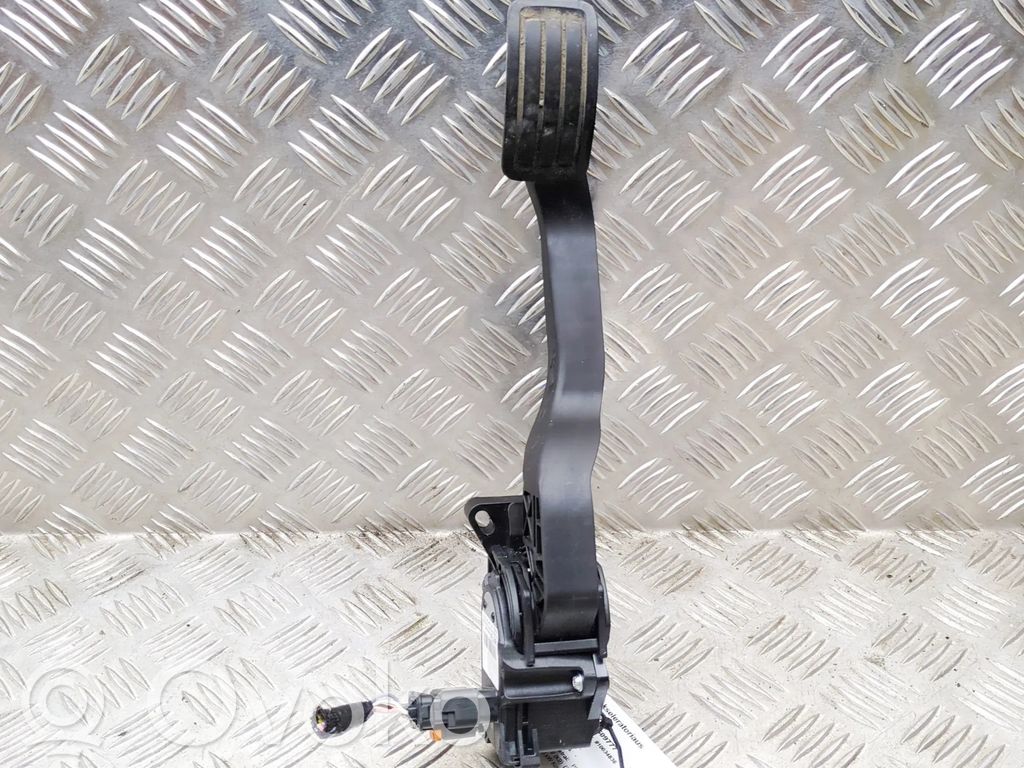Peugeot Partner Gaspedal 
