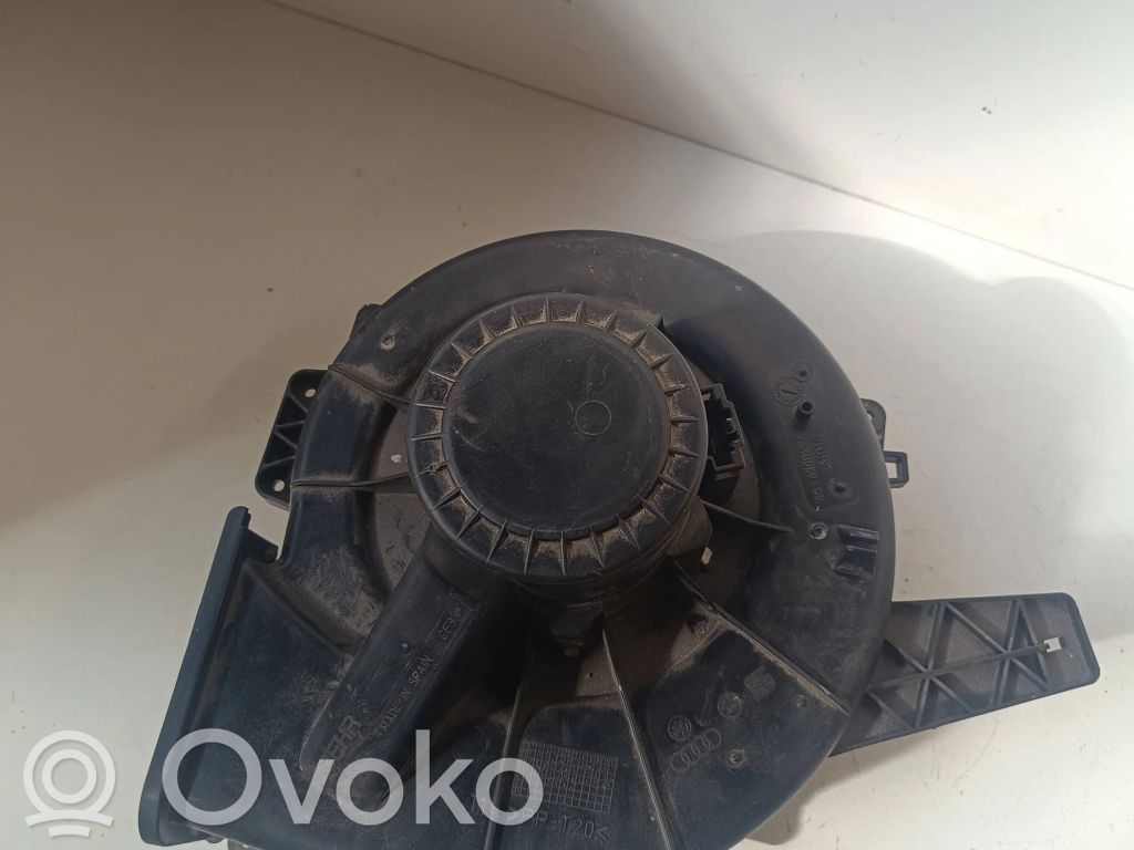 Audi A2 Wentylator nawiewu / Dmuchawa 