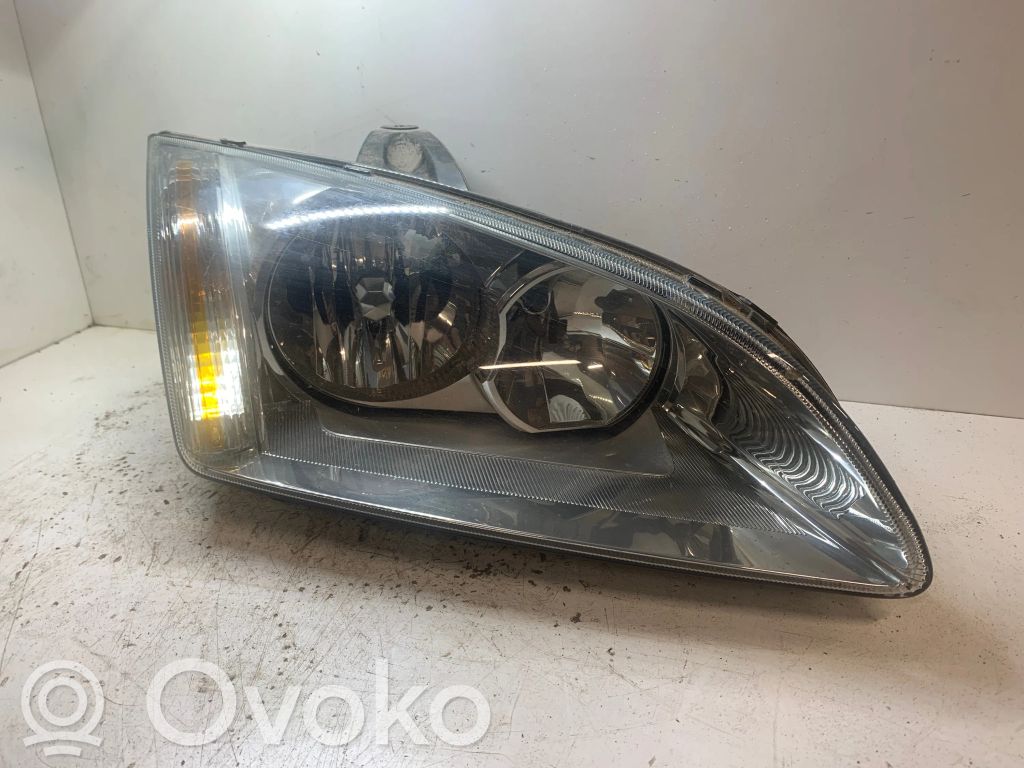 Ford Focus Scheinwerfer 