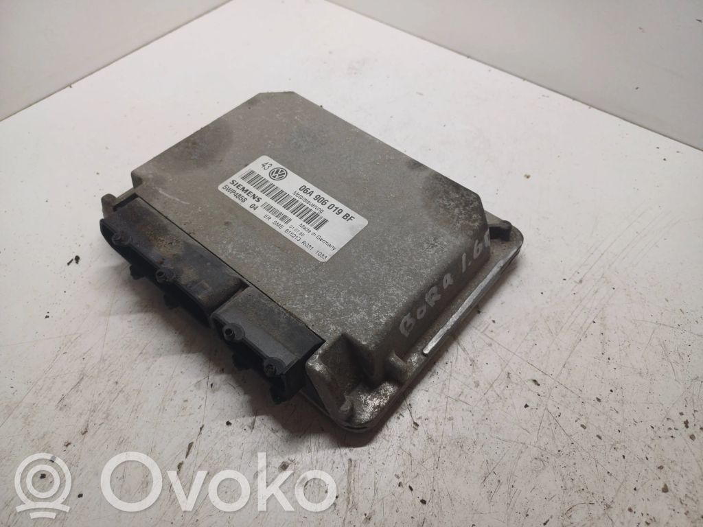 Volkswagen Golf IV Engine control unit/module 