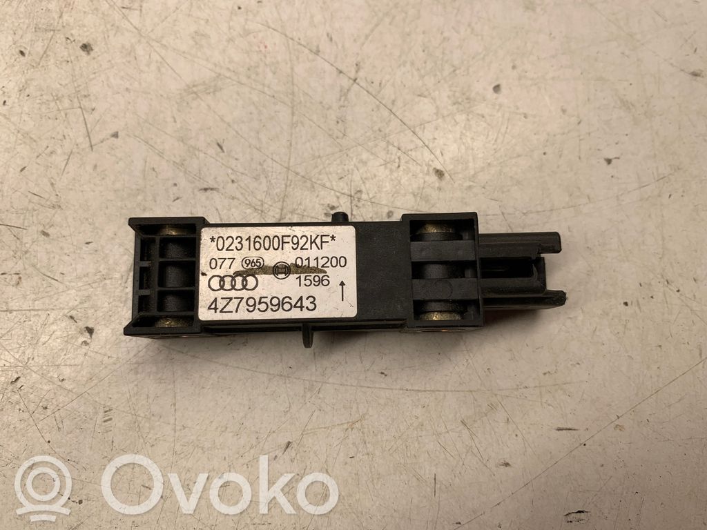 Audi A6 S6 C5 4B Airbagsensor Crashsensor Drucksensor 