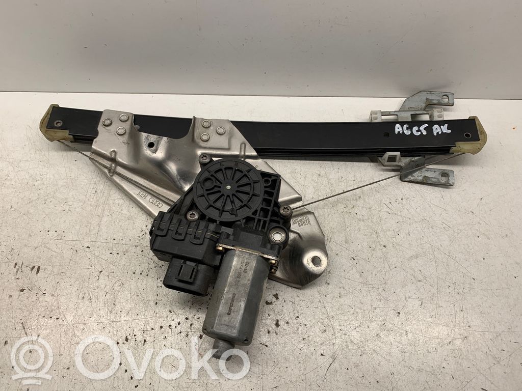 Audi A6 S6 C5 4B Elektryczny podnośnik szyby drzwi tylnych 
