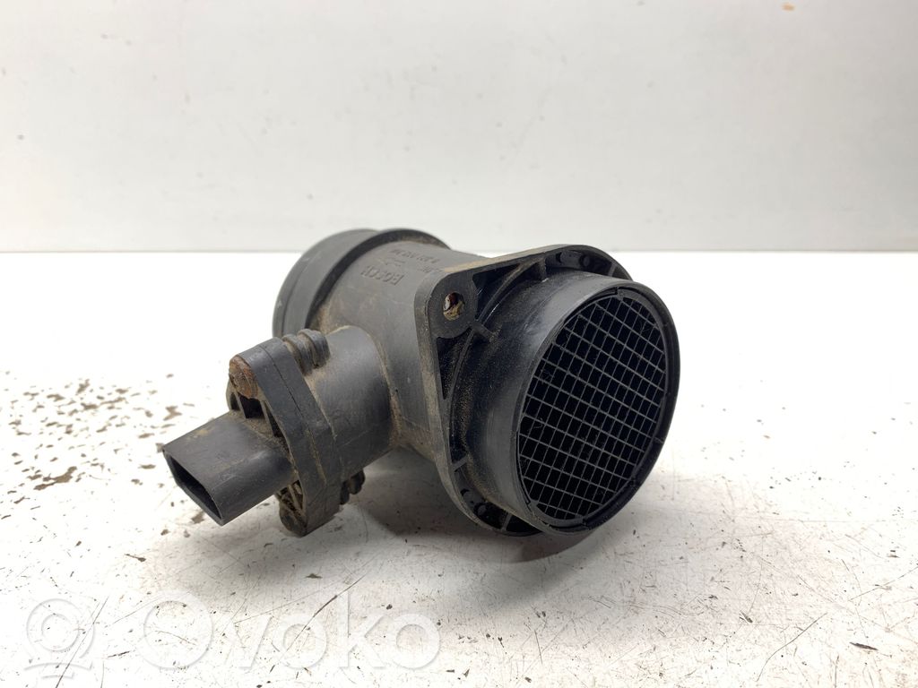 Audi A4 S4 B5 8D Oro srauto matuoklis 