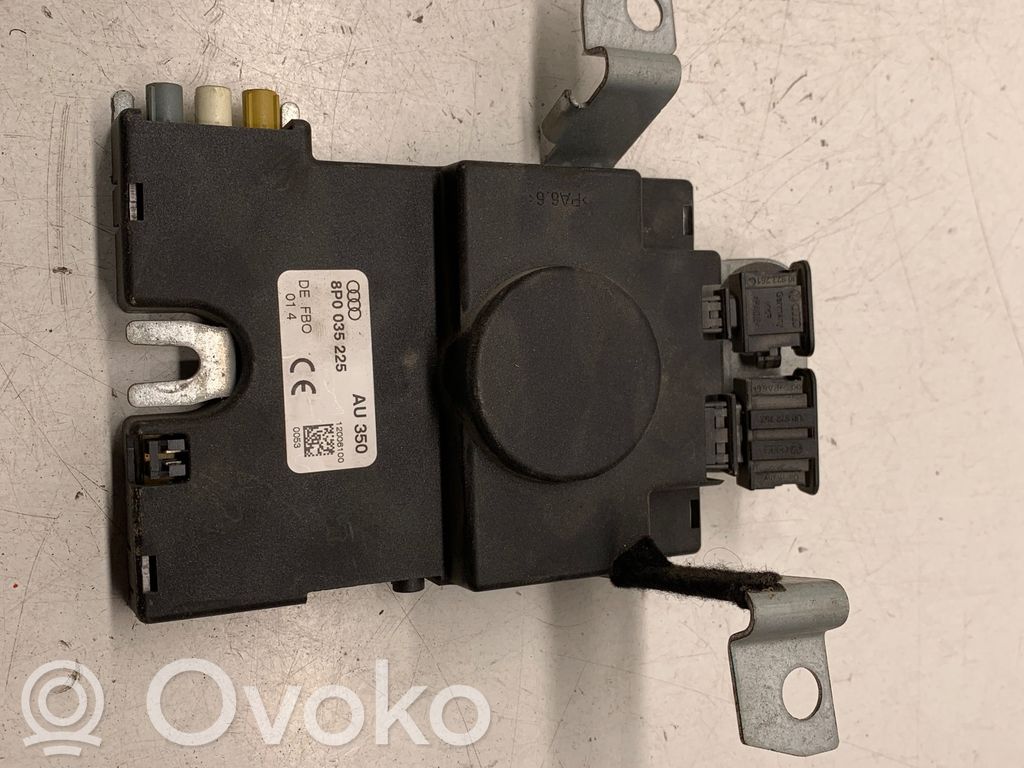 Audi A3 S3 8P Aerial antenna amplifier 