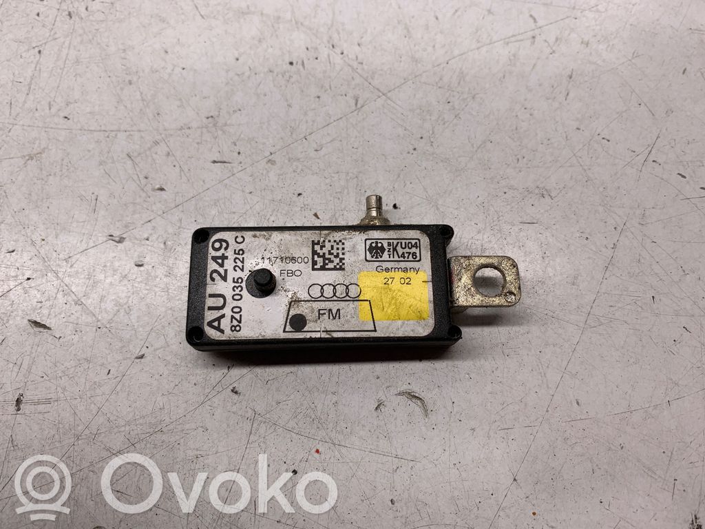 Audi A2 Antenos stiprintuvas 