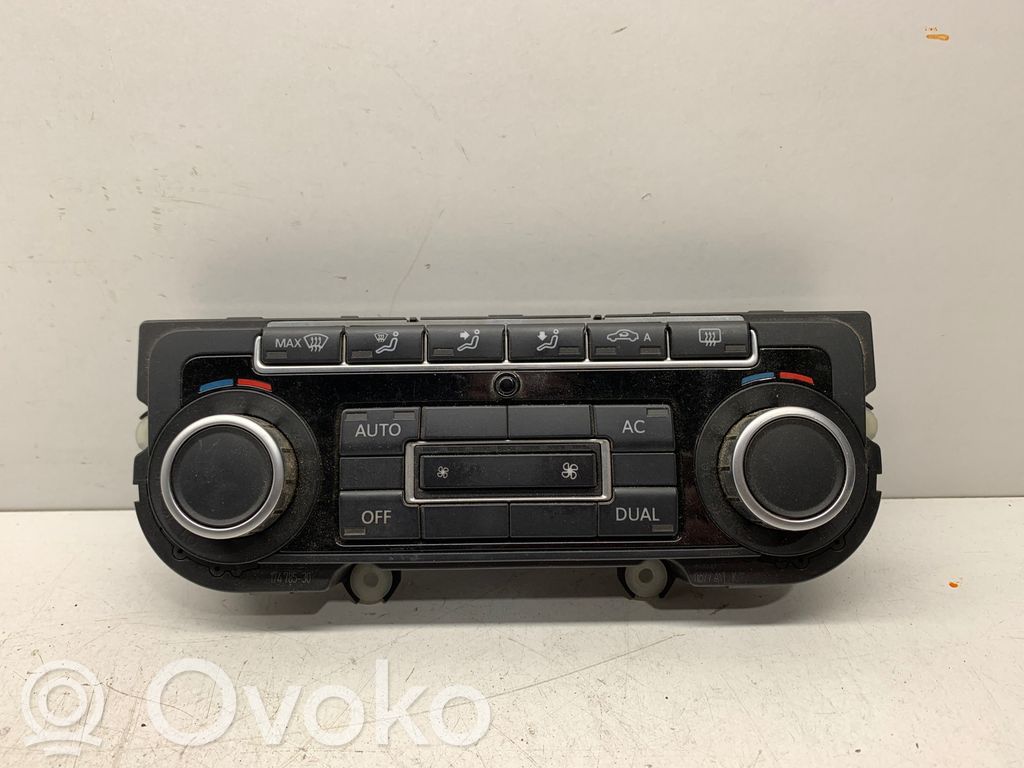 Volkswagen Golf VI Climate control unit 