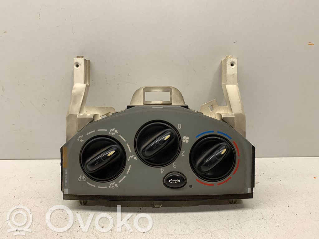 Renault Trafic II (X83) Climate control unit 