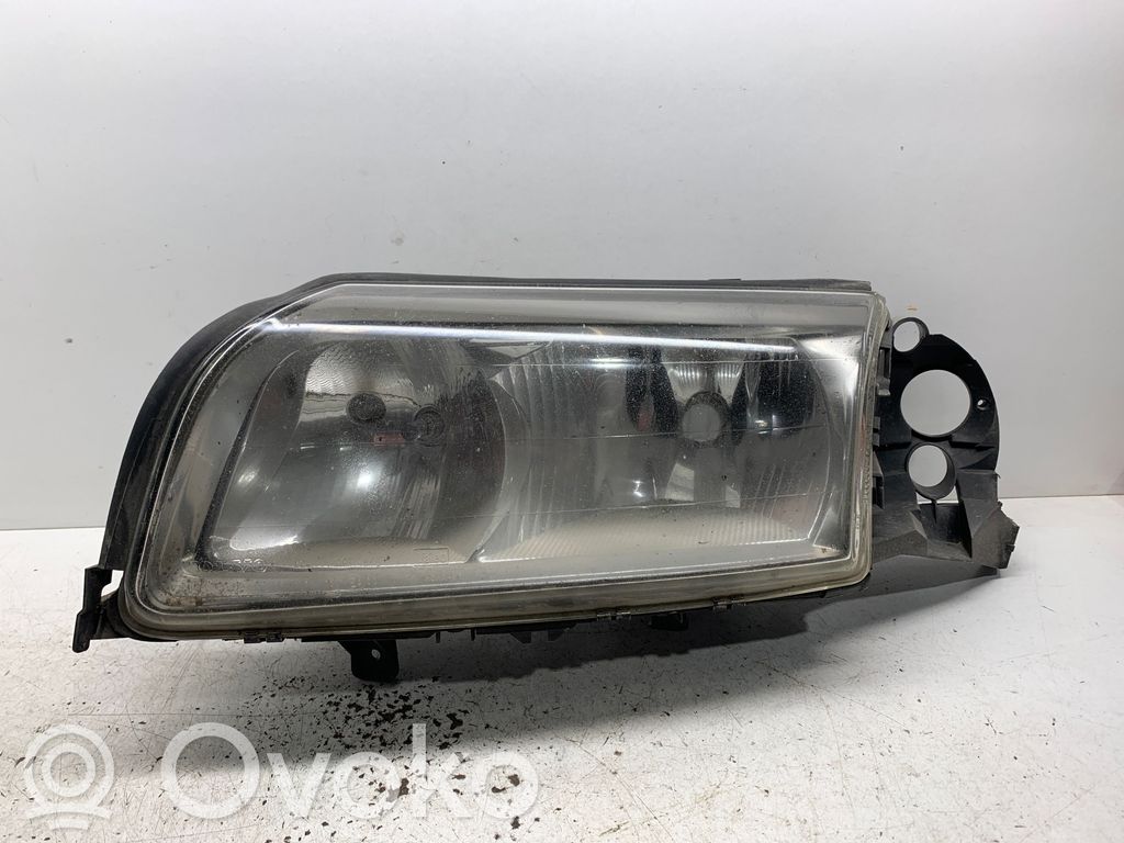 Volvo S80 Priekinis žibintas 