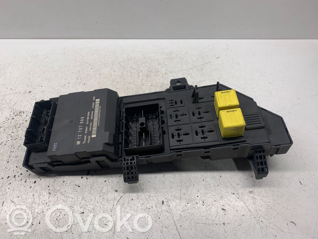 Saab 9-3 Ver2 Fuse module 