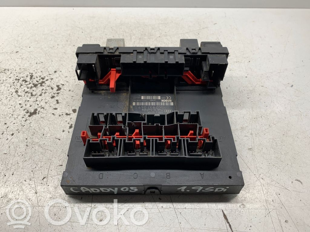 Volkswagen Caddy Fuse module 