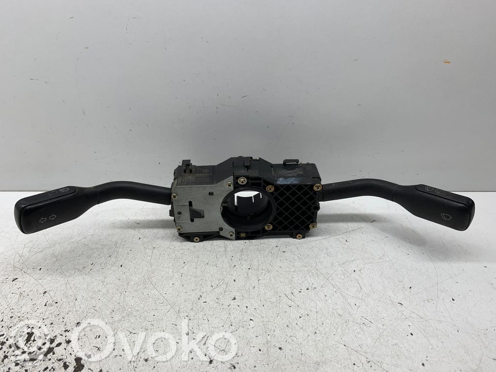 Audi 80 90 S2 B4 Interruptor/palanca de limpiador de luz de giro 