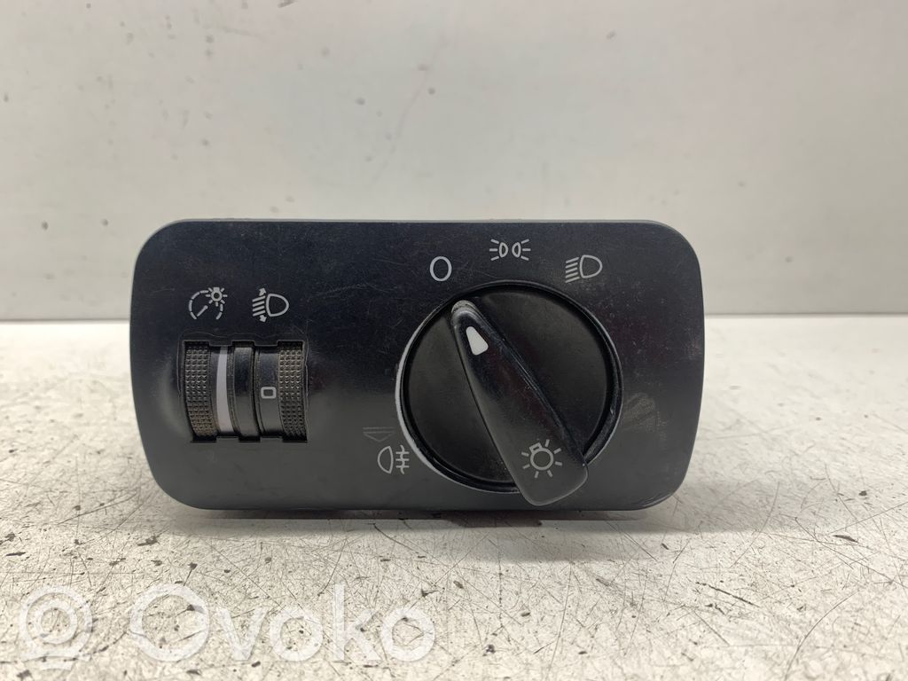 Seat Ibiza II (6k) Interruptor de luz 