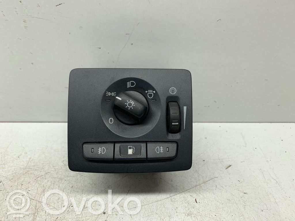 Volvo V50 Light switch 