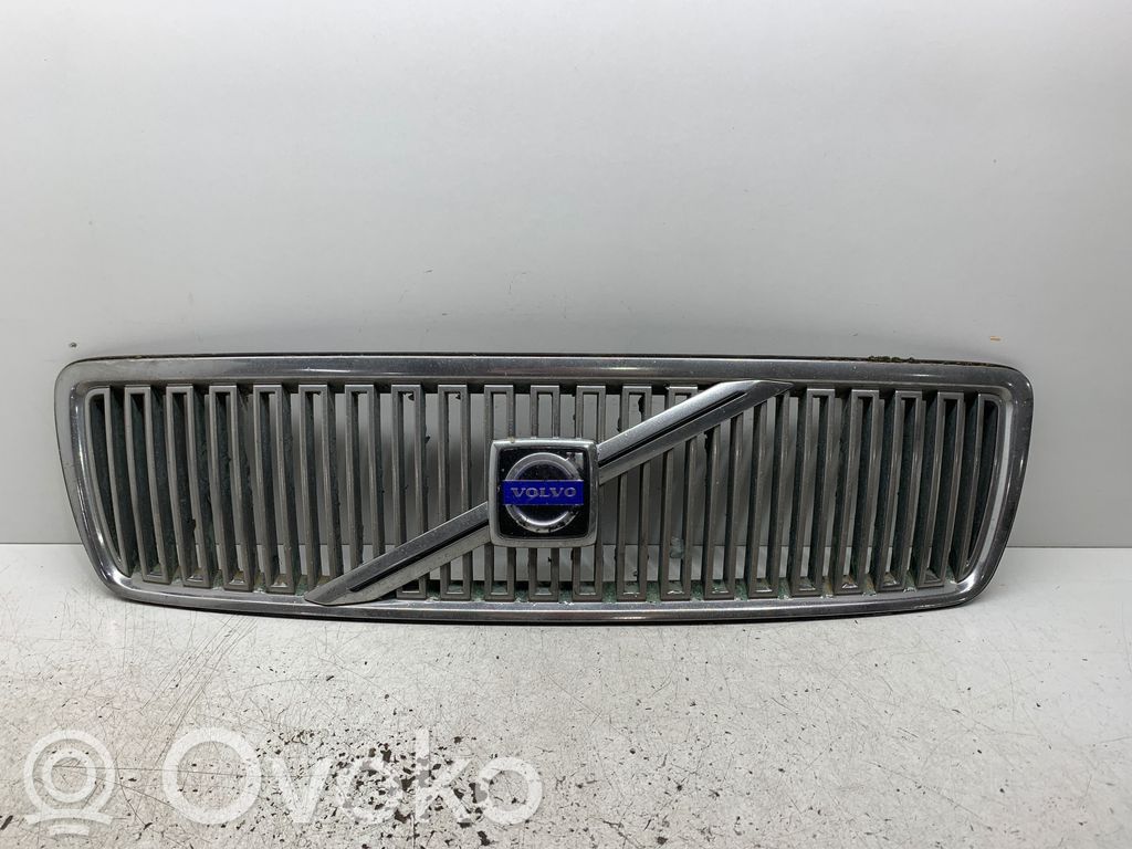 Volvo V70 Etusäleikkö 