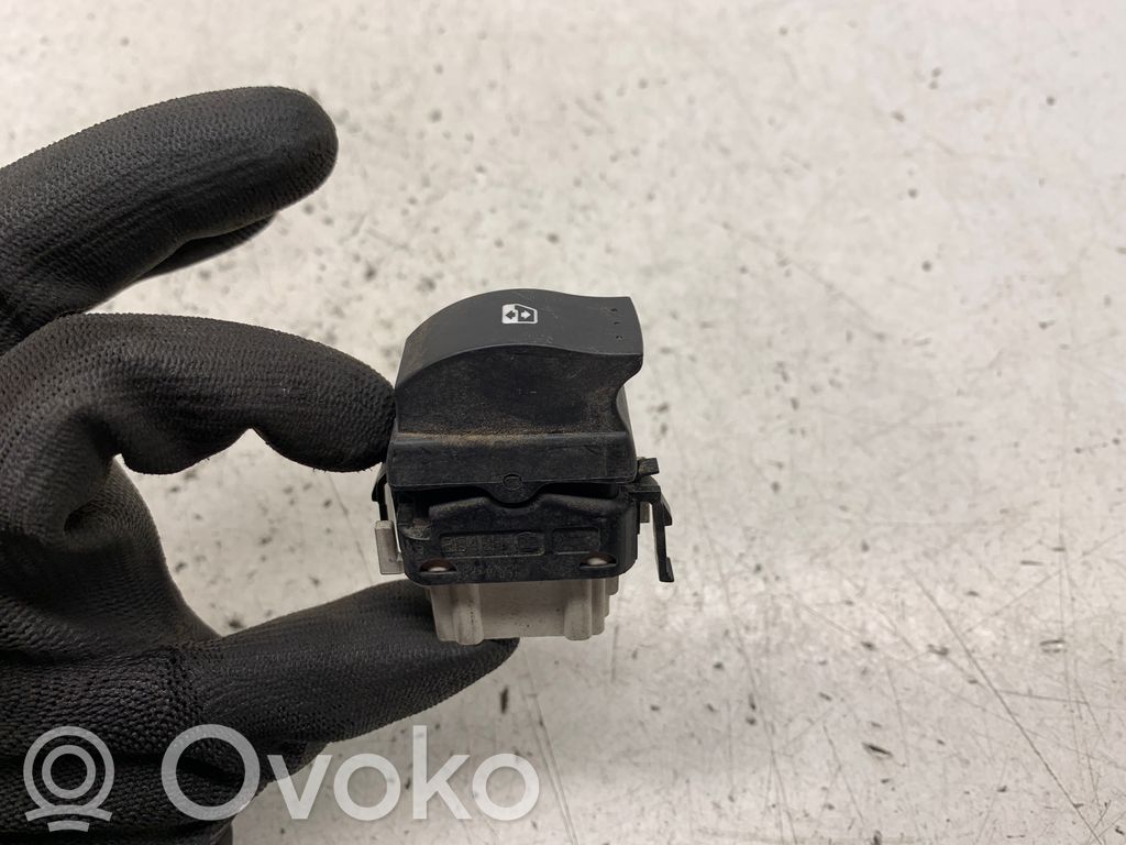 Renault Laguna II Electric window control switch 