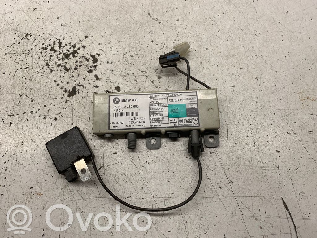 BMW 5 E39 Antenos stiprintuvas 