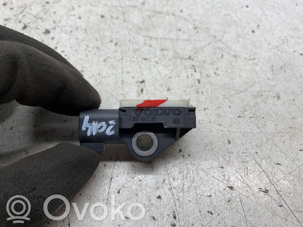 Volvo V70 Senzor impact/declanșare airbag 