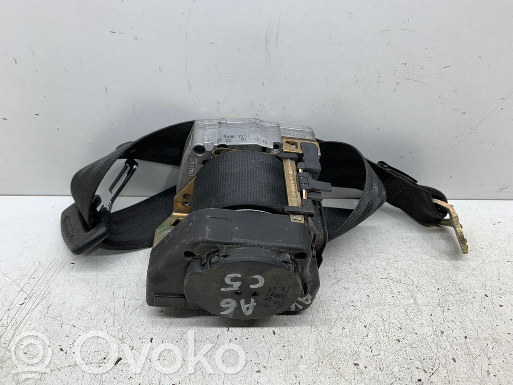 Audi A6 S6 C5 4B Cinturón trasero 