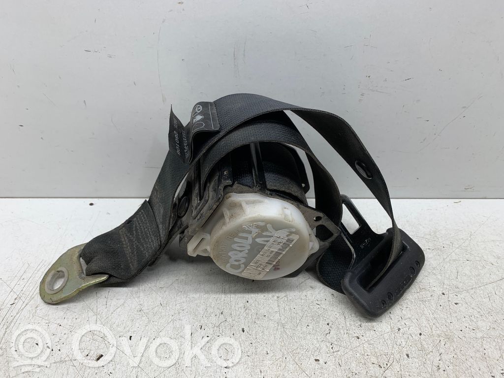 Toyota Corolla E120 E130 Cinturón trasero 