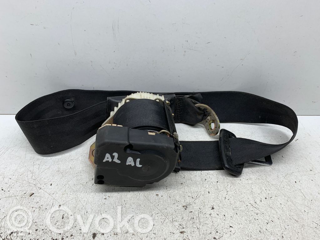Audi A2 Sicherheitsgurt hinten 