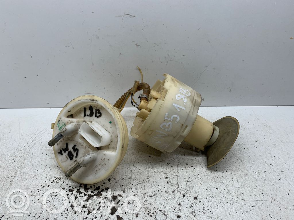 Volkswagen PASSAT B5 Bomba interna de combustible 
