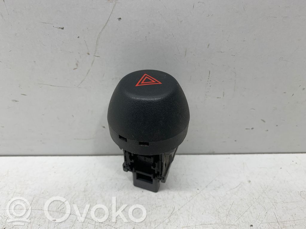 Toyota RAV 4 (XA30) Hazard light switch 
