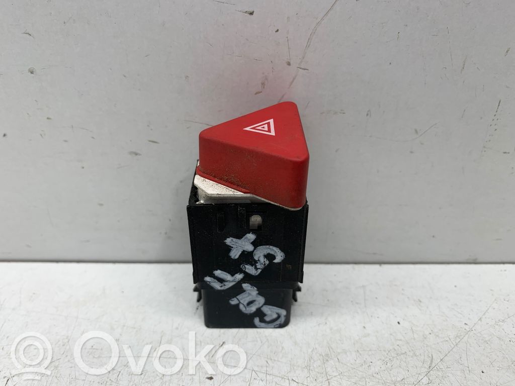 Volkswagen Golf Plus Hazard light switch 