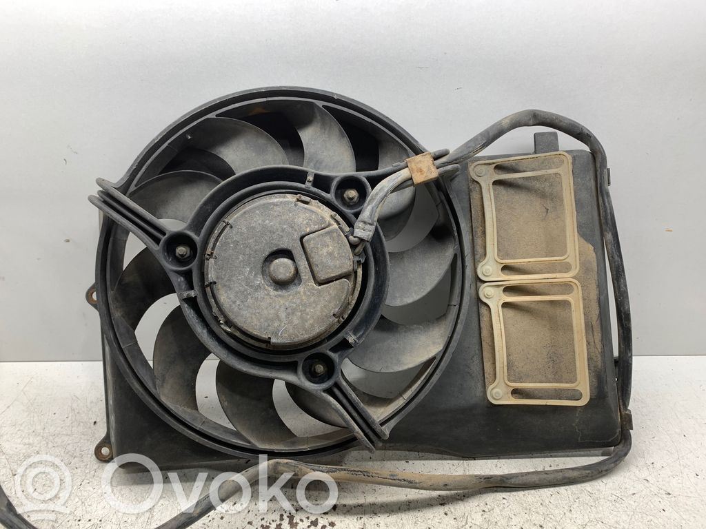 Audi 100 S4 C4 Elektrinis radiatorių ventiliatorius 