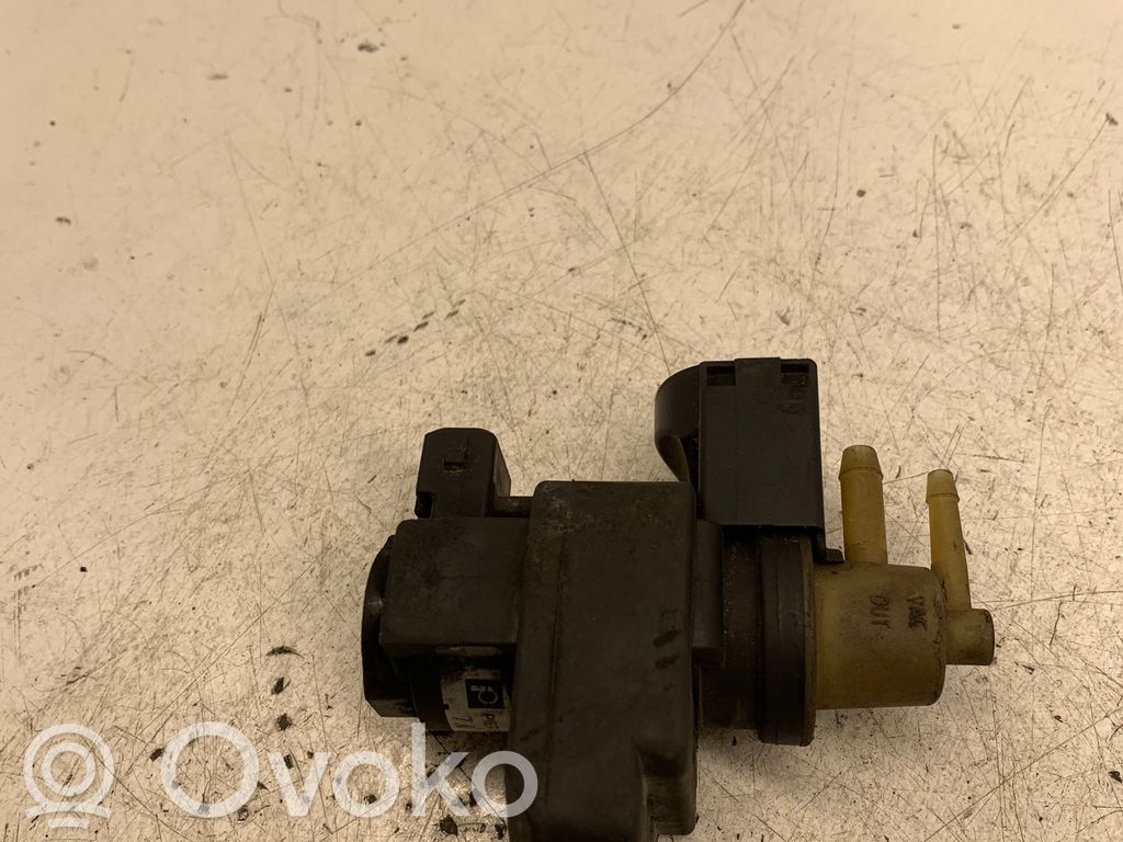 Válvula de vacío   70115202