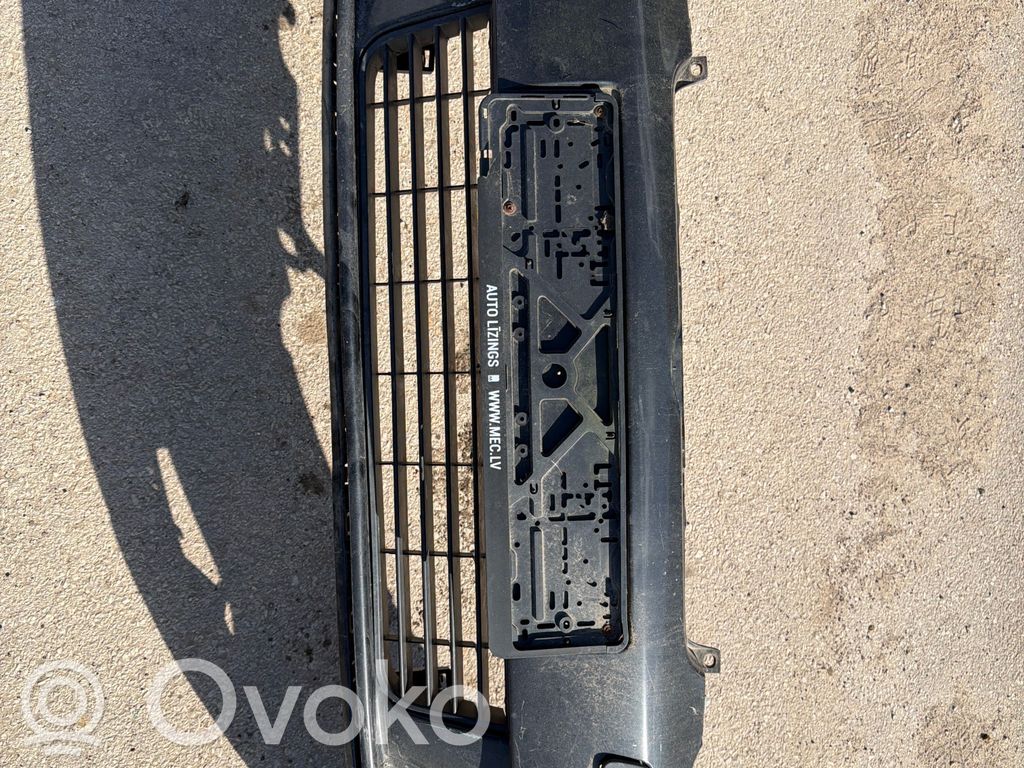Volkswagen Golf V Front bumper 