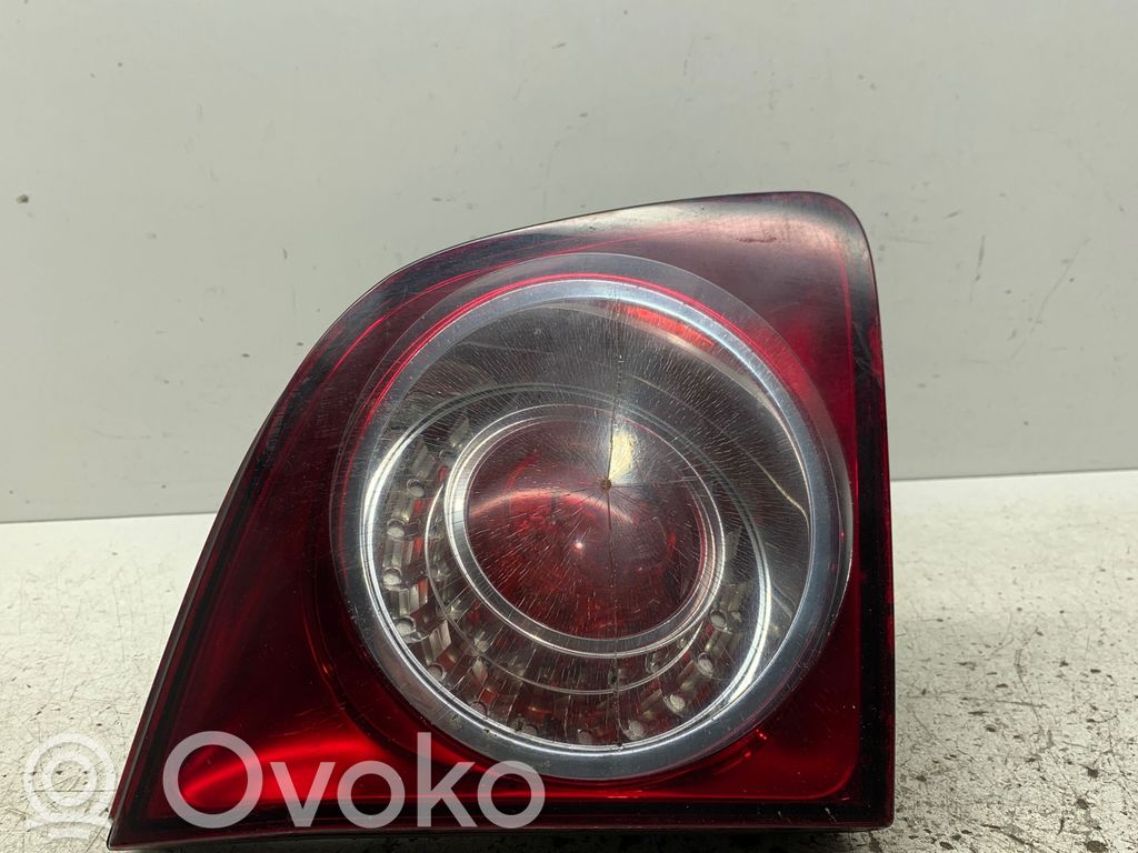Lampy tylnej klapy bagażnika   964962,5M0945093H