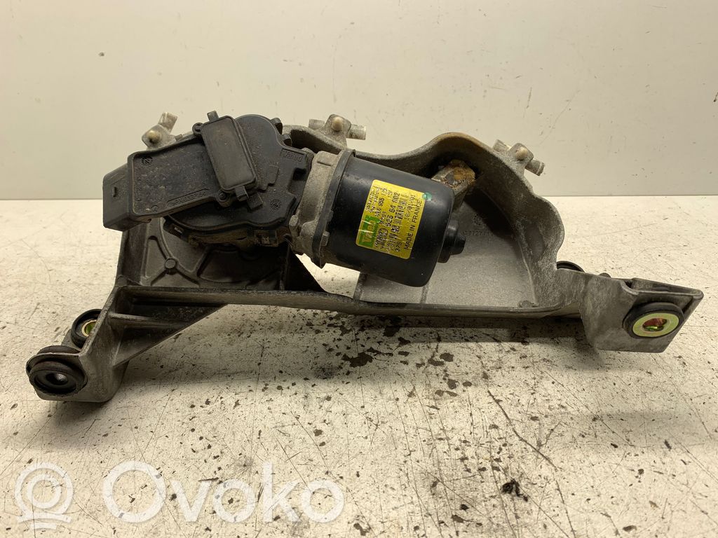 Audi A2 Motor y varillaje del limpiaparabrisas delantero 