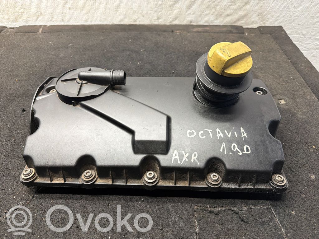 Skoda Octavia Mk2 (1Z) Rocker cam cover 