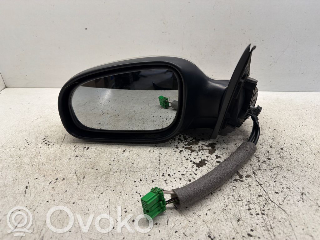 Volvo S60 Front door electric wing mirror 