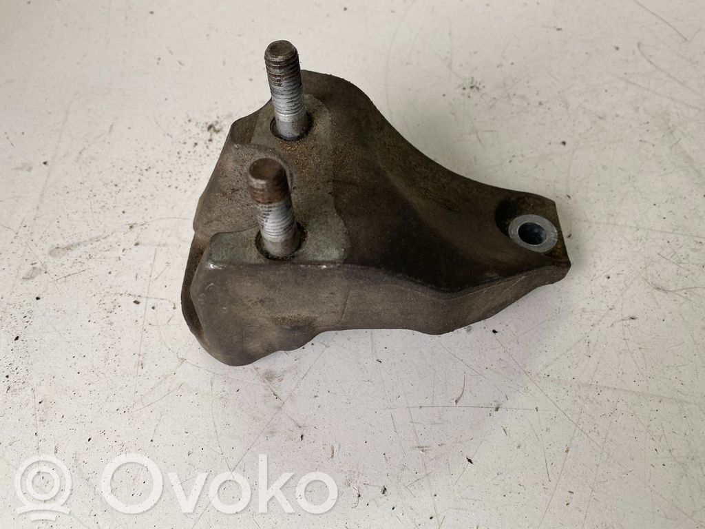 Engine mounting bracket   8V517M125AB