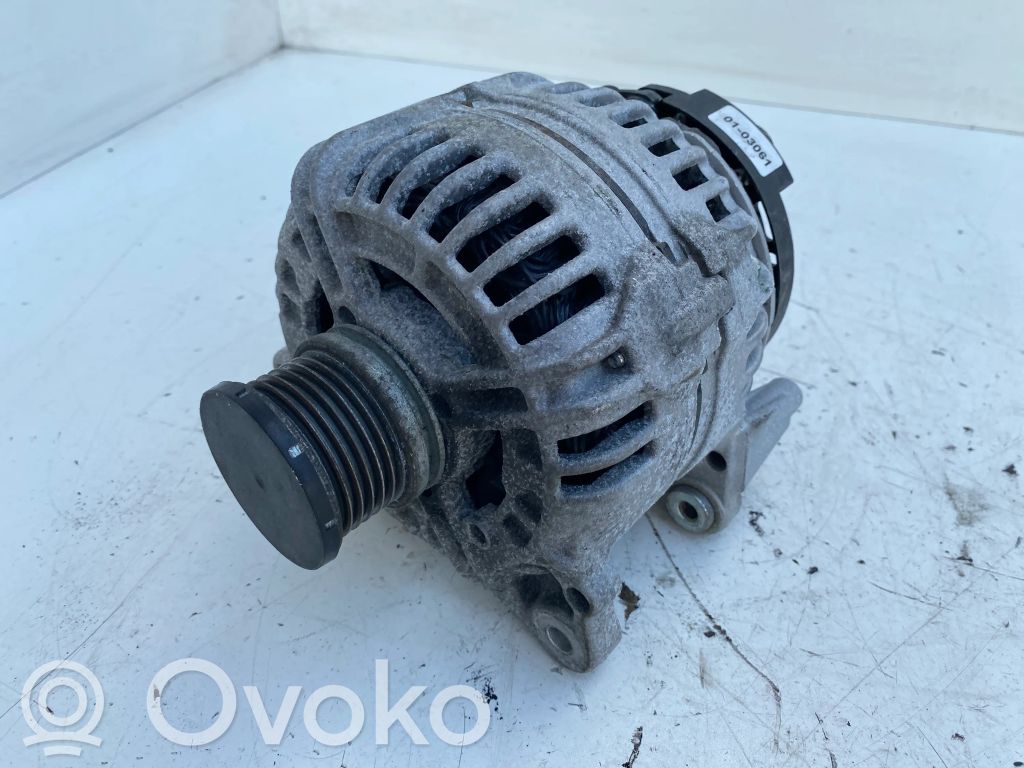 Volkswagen Golf VII Generator/alternator 