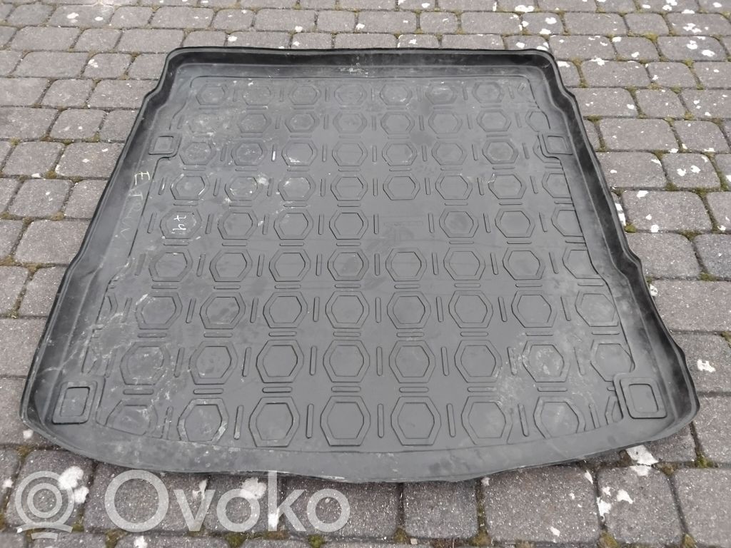 Bagažinės kilimėlis (guminis)